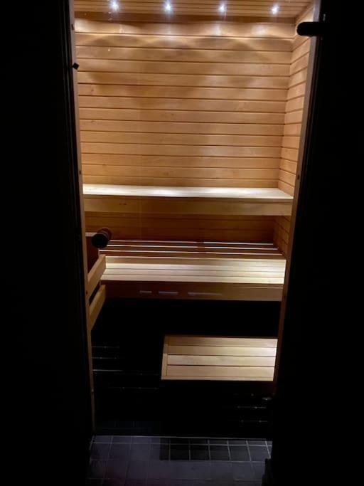 Meren Laeheisyydessae Iso Yksioe Helsinki Bagian luar foto